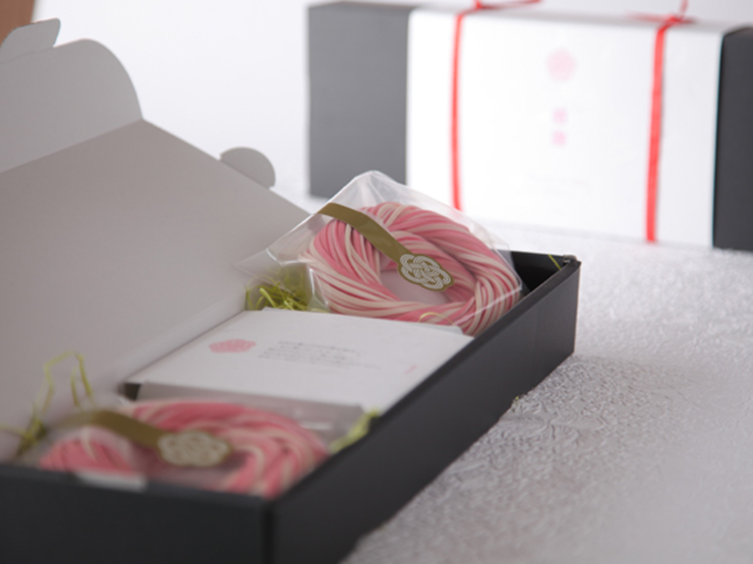 紅白麺KASANE/2食入り/和・洋・韓